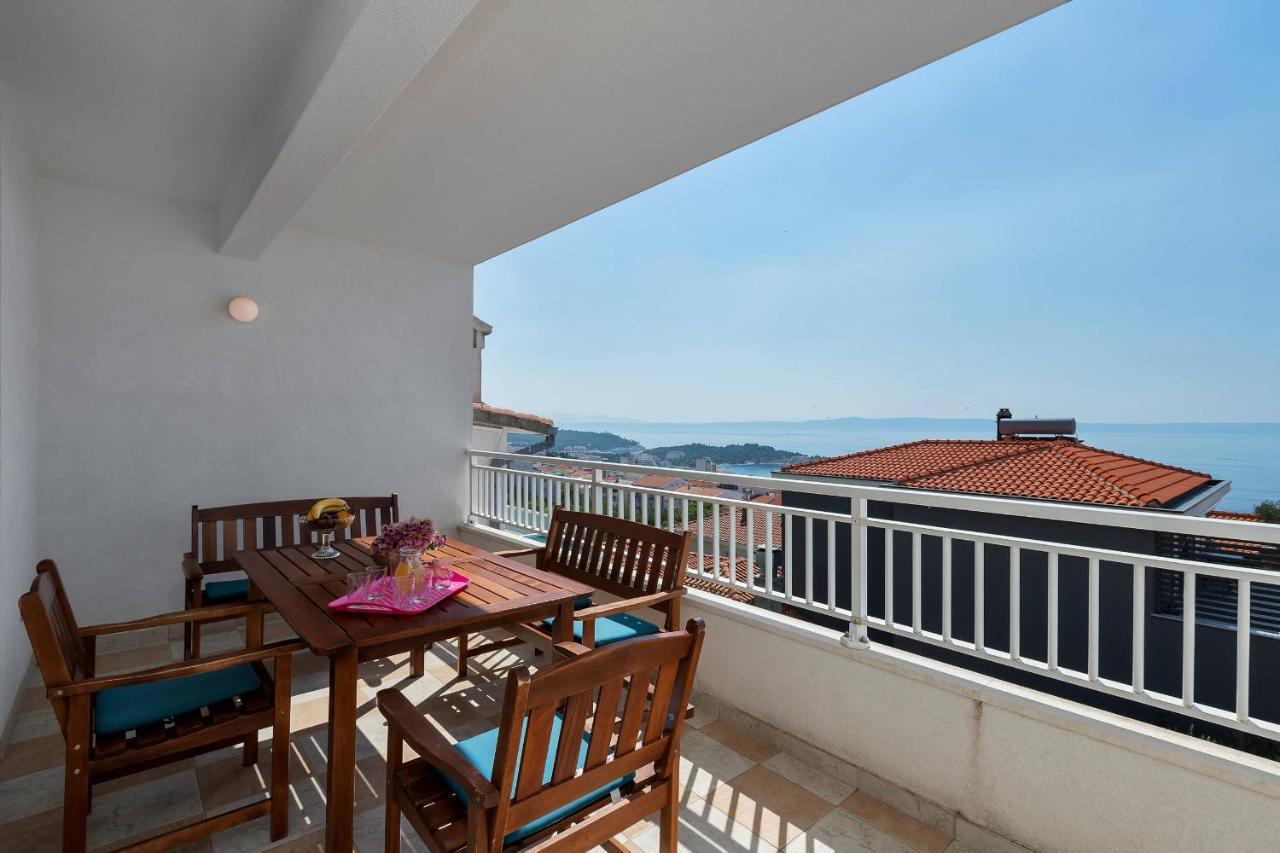 Apartments Vele Makarska Bagian luar foto